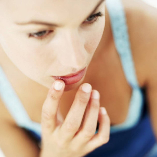 Μην βουρτσίζεις… τα χείλη σου!