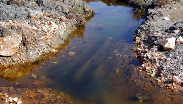Πνίγεται στα επικίνδυνα απόβλητα η Δυτική Αττική