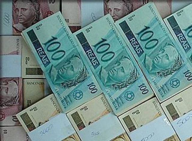 Να βοηθήσουμε και τις Μπαχάμες κ. Δρούτσα;