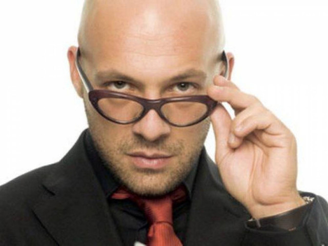 Ο «Απελπισμένος» Νίκος Μουτσινάς!