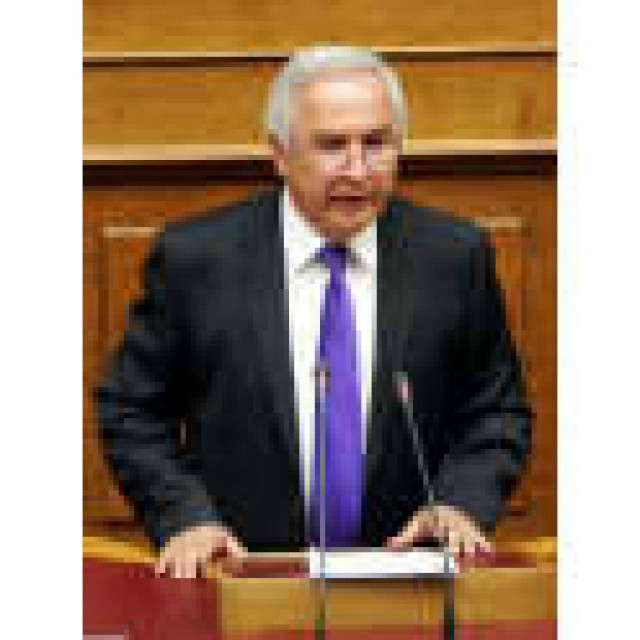 "Κεραυνοί" Αθανασιάδη κατά της κυβέρνησης .