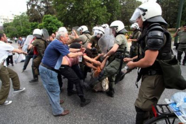 Πρώτη είδηση στο εξωτερικό τα επεισόδια στην Ελλάδα