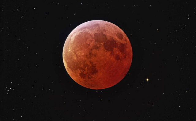 Live η έκλειψη της Σελήνης