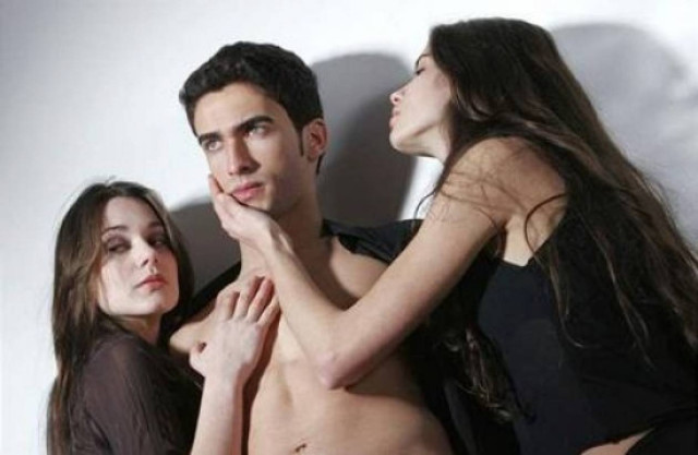 Να τα φτιάξω με τον πρώην της φίλης μου;