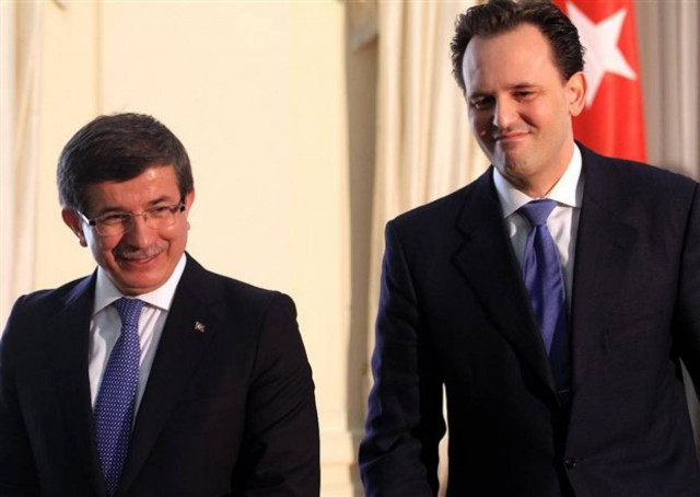 Ευχές Νταβούτογλου στον Δρούτσα