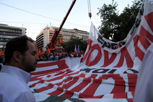 Θα κόψει το ρεύμα στο υπουργείο Μεταφορών η ΓΕΝΟΠ