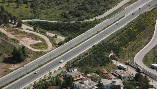 "Βράζει" το Υπουργείο Υποδομών
