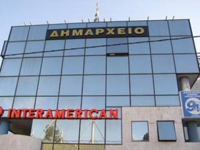 «Σκλαβοπάζαρο» με τις άδειες των αλλοδαπών