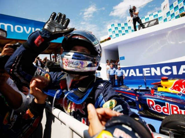 Μονόλογος Φέτελ και στη Βαλένθια