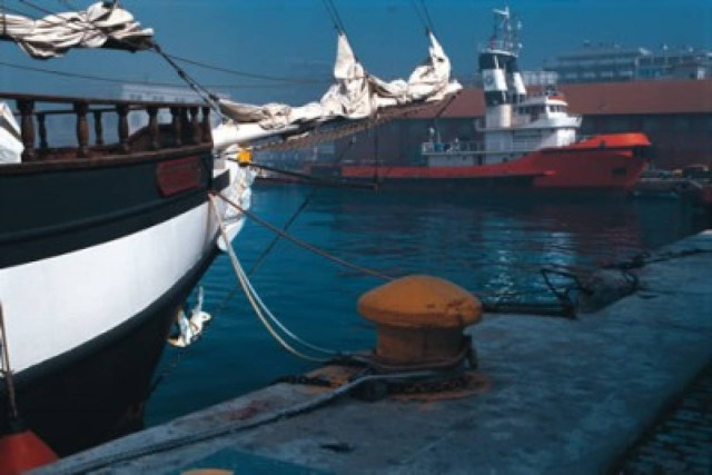 Λουκέτο στα λιμάνια της Αττικής