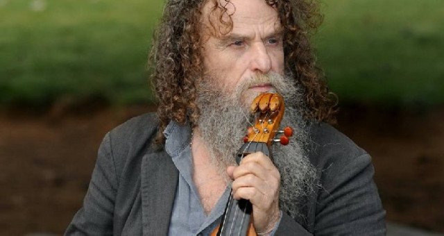 Οι "αποκεντρωμένοι" καλλιτέχνες... στην Αθήνα