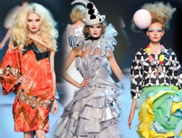 Μπουσουλώντας δεν κάνεις couture