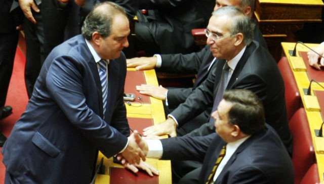 Ο ΛΑ.Ο.Σ. διαψεύδει τη συνάντηση Καρατζαφέρη-Καραμανλή