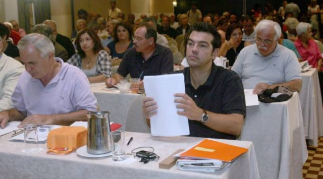 ΣΥΝ: Συνώνυμο της χρεοκοπίας το Μεσοπρόθεσμο