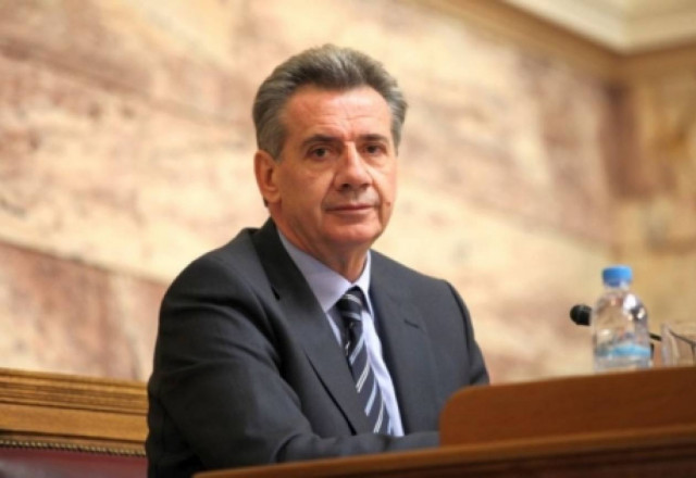 Α. Μακρυπίδης: «Το ΥΠΟΙΚ λειτουργεί με την ταχύτητα του νεροπίστολου»