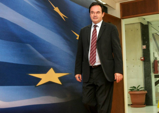 Δεν κάνει πίσω για τη ΔΕΗ ο Παπακωνσταντίνου