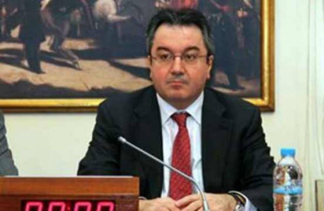 Δικαιολογίες για τη συνέντευξη Παπανδρέου από τον Η. Μόσιαλο