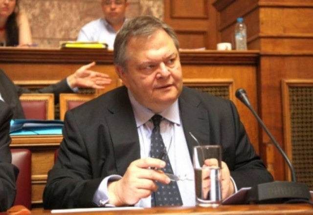 «Σαφάρι» Βενιζέλου για την περαίωση