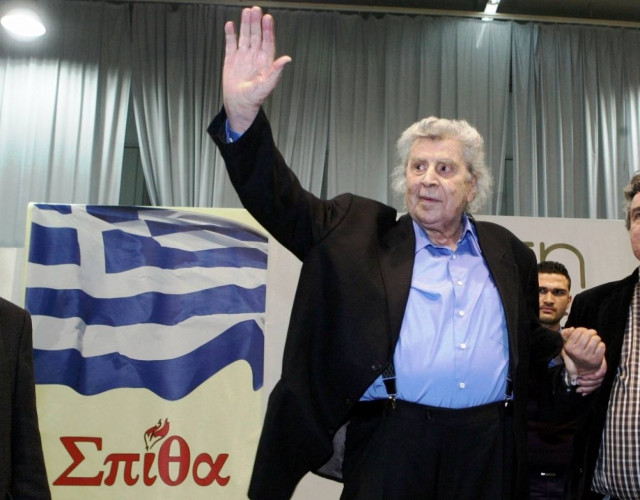 Ο Μίκης διαψεύδει τη συμμετοχή σε νέο κόμμα