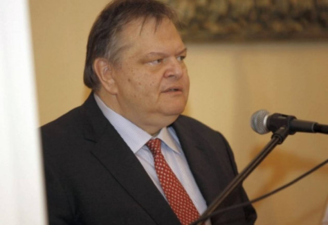 Βενιζέλος: «Ευνοϊκά τα stress tests για τις ελληνικές τράπεζες»