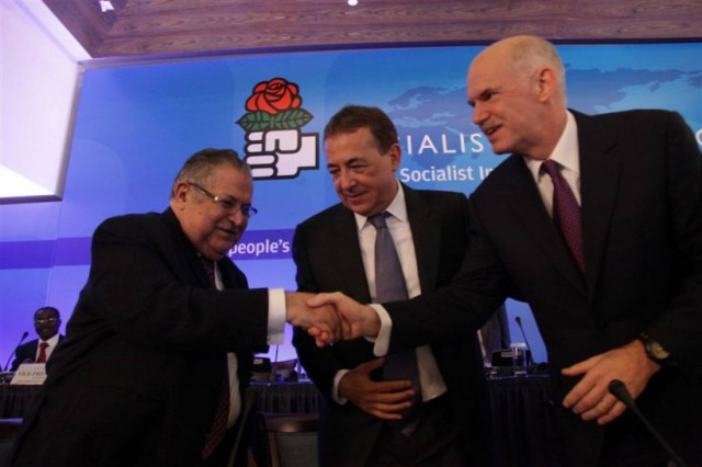 Τηλεδιάσκεψη Γ. Παπανδρέου με Ευρωπαίους Σοσιαλιστές