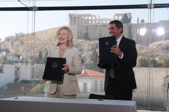 Στο Μουσείο της Ακρόπολης η Χ. Κλίντον