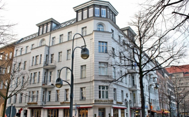 «Γεφύρι της Άρτας» η Ελληνική Πρεσβεία Βερολίνου;