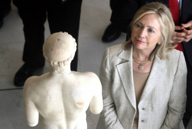 Άμεση λύση για την Ελλάδα ζητά η Χ. Κλίντον