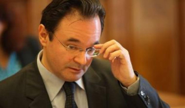 Παπακωνσταντίνου: «Είμαστε σε επικίνδυνα νερά»