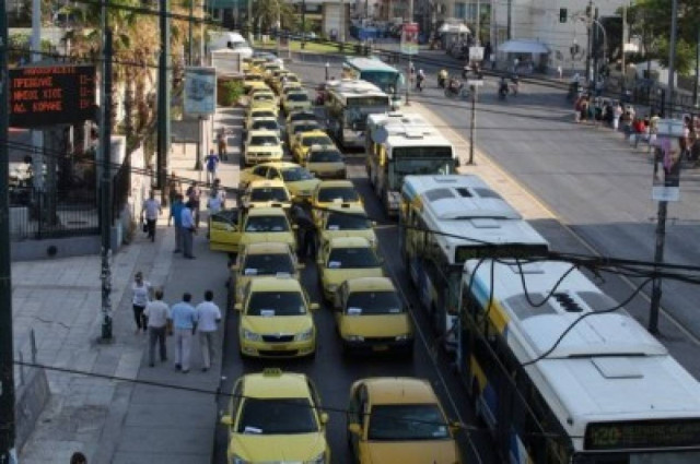 Έκτακτο: Κλείνουν τα διόδια Αφιδνών στις 7 το απόγευμα, οι οδηγοί ταξί