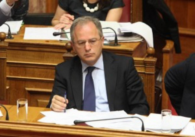 Ελέγξτε τα δικά μας κοντέινερ κ. Μπεγλίτη