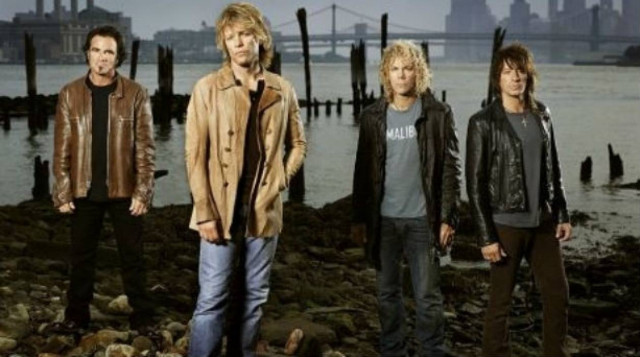 Στο Νέο  Μουσείο Ακρόπολης δύο μέλη των «Μπον Τζόβι»