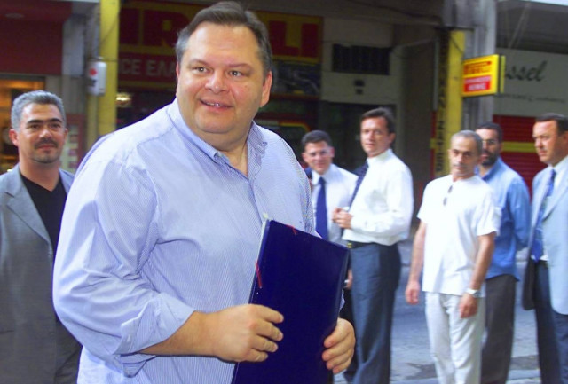 Γιατί πηγαίνει εκτάκτως στις ΗΠΑ ο Βενιζέλος