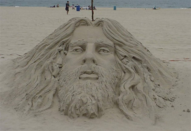 Δημιουργίες στην παραλία…