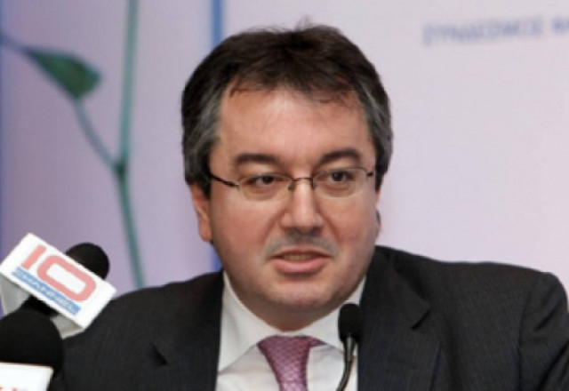 Η. Μόσιαλος: «Δεν τίθεται θέμα επιλεκτικής χρεοκοπίας»