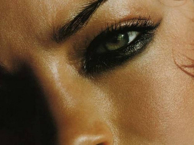 Οι γυναίκες «κολλάνε» σε αυτούς που τις απορρίπτουν