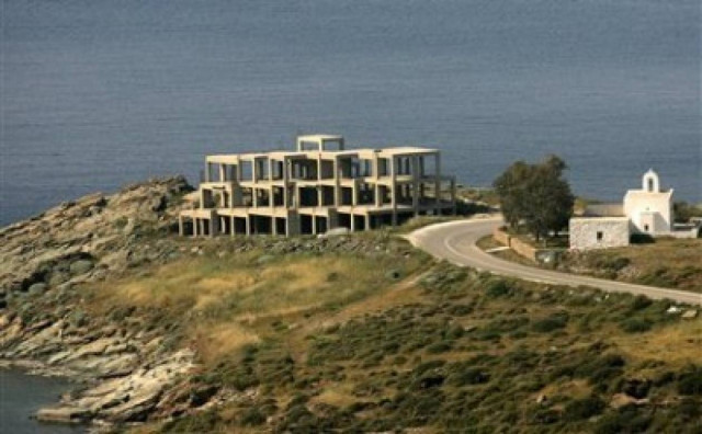 Κατεδαφιστέα 22 αυθαίρετα στη Χαλκιδική