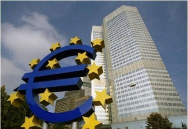 Υπερβολικά εξαρτημένες οι ελληνικές τράπεζες από την ΕΚΤ