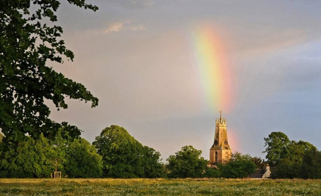 «Θεϊκό» σημάδι σε επαρχιακό εκκλησάκι