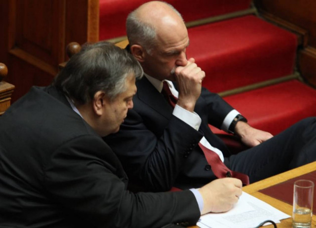 Κρίσιμες συσκέψεις πριν από το υπουργικό