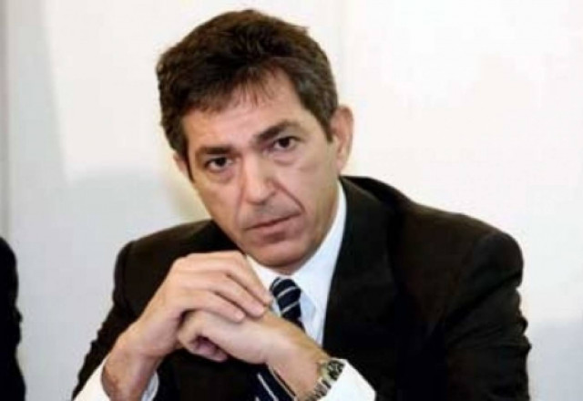 Στο Λονδίνο ο υπουργός Εξωτερικών