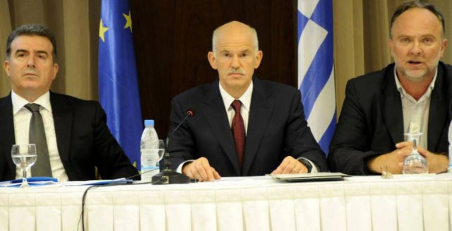 Σύνεση ζήτησε από τους αυτοκινητιστές ταξί ο Γ. Παπανδρέου