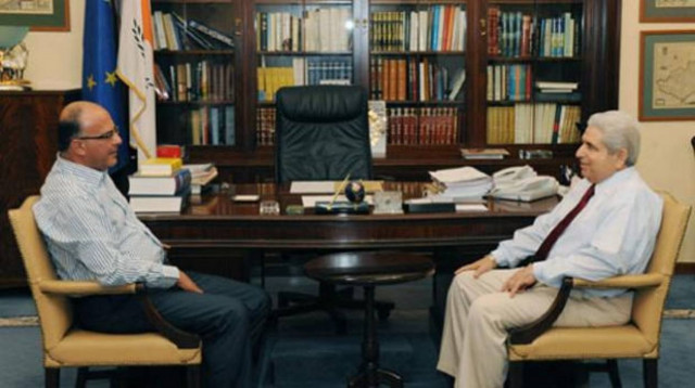 Κύπρος: Στον «αέρα» η κυβερνητική συνεργασία