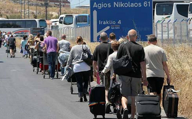 Παρέμβαση εισαγγελέα για τον αποκλεισμό του αεροδρομίου στο Ηράκλειο