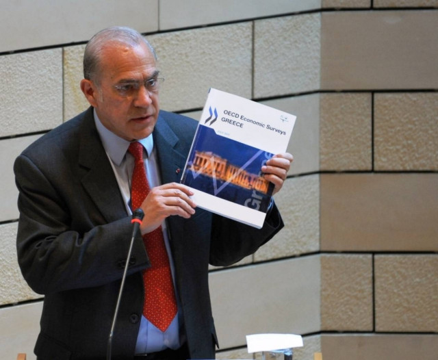 ΟΟΣΑ: Ψήφος εμπιστοσύνης στην ελληνική οικονομία