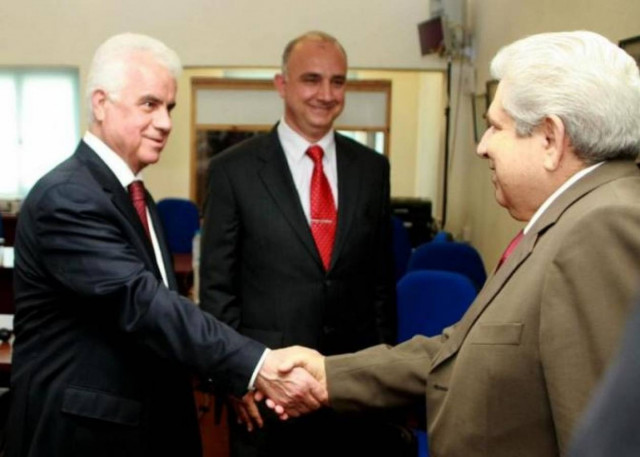 Μακρά συζήτηση Χριστόφια-Έρογλου