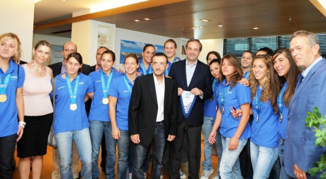 Σαμαράς: Ακουμπήσατε τις καρδιές όλων των Ελλήνων