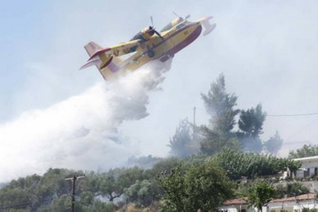 Υπό μερικό έλεγχο οι πυρκαγιές σε Λέσβο, Αλεξανδρούπολη και Αταλάντη