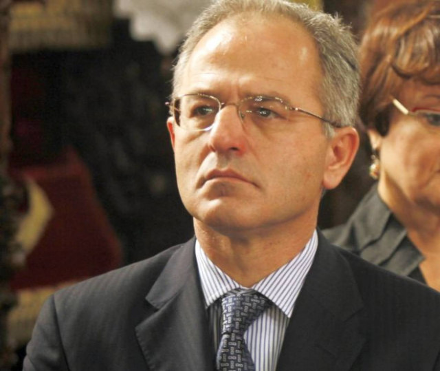 Εντολή Μπεγλίτη για αυστηρό έλεγχο των πυρομαχικών