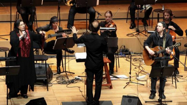 Αφιέρωμα στο Ν. Γκάτσο από Φαραντούρη και Ιωαννίδη